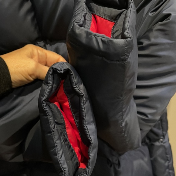 Tommy Hilfiger,S, lofty down, 21” navy jacket, 2 zip pockets (& 1 inside).NWOT. - Picture 3 of 12